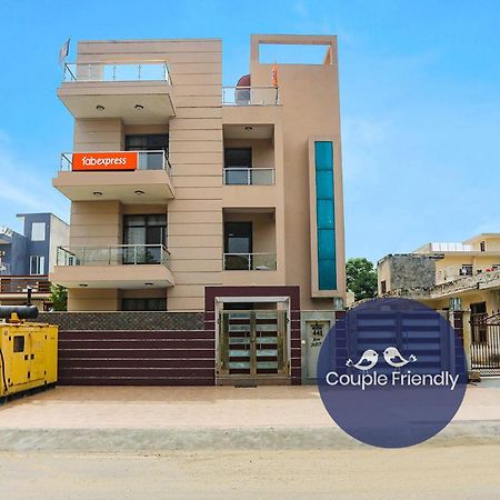 Fabexpress Next Home Gurgaon Exterior photo