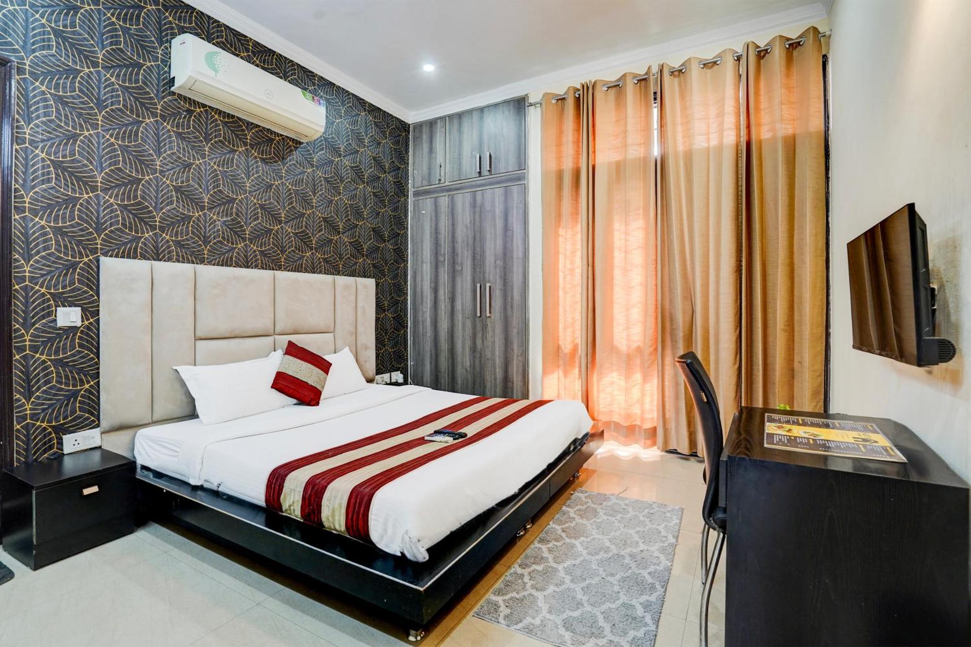 Fabexpress Next Home Gurgaon Exterior photo